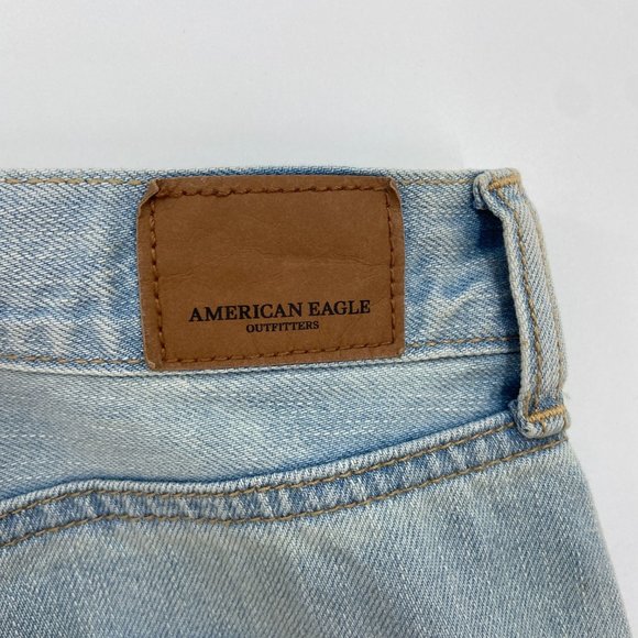 AMERICAN EAGLE Blue Denim High Rise Lace Distressed Jean Shorts Size 10 - Picture 5 of 7